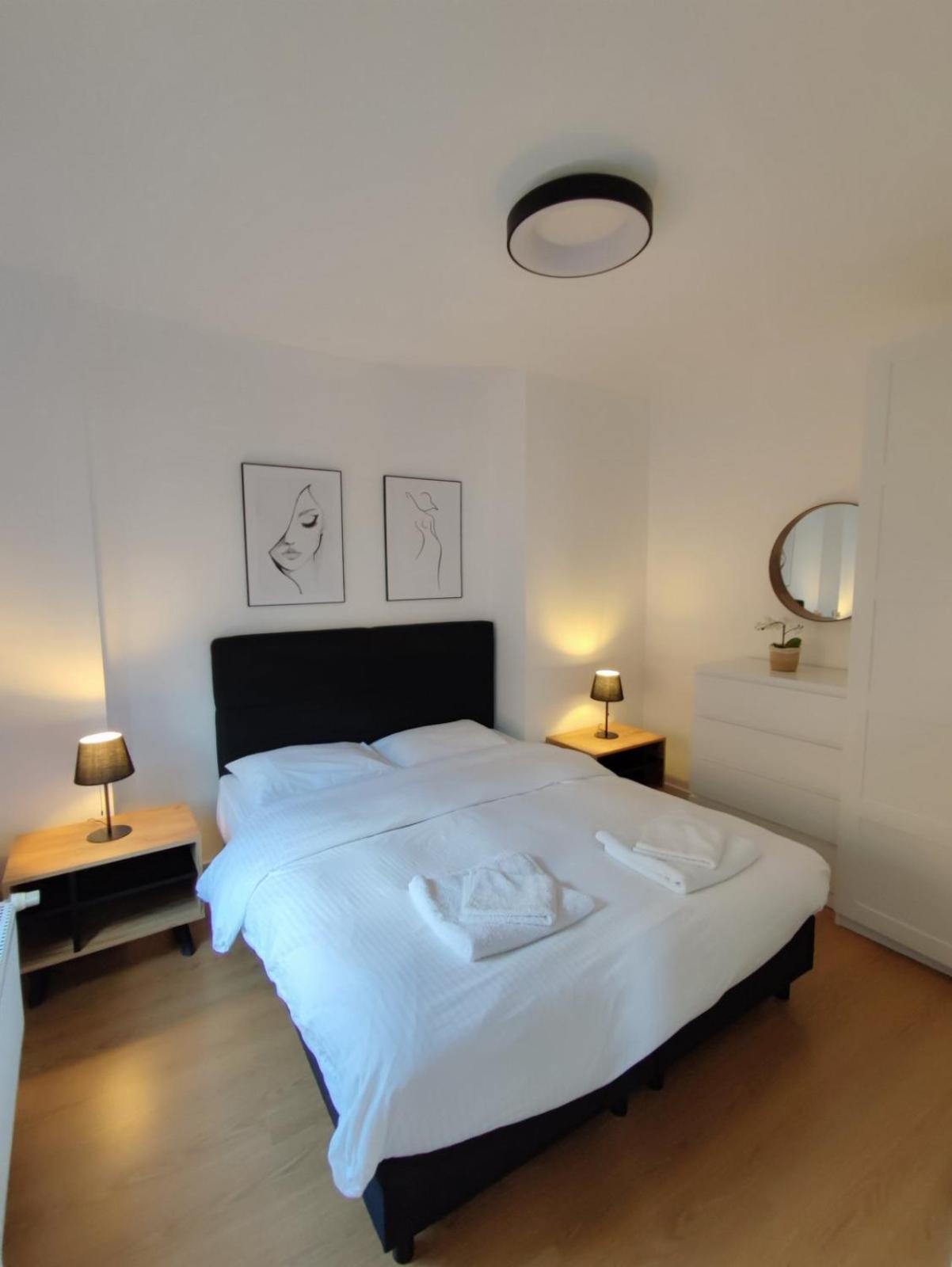 Quartier Louise Studios Brussels Luaran gambar