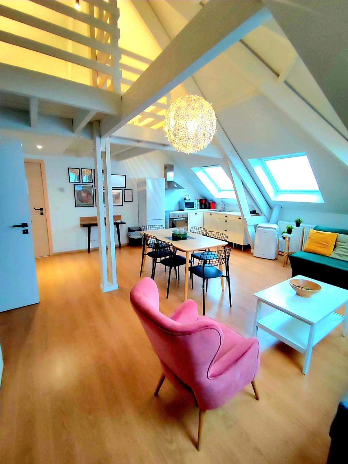 Quartier Louise Studios Brussels Luaran gambar